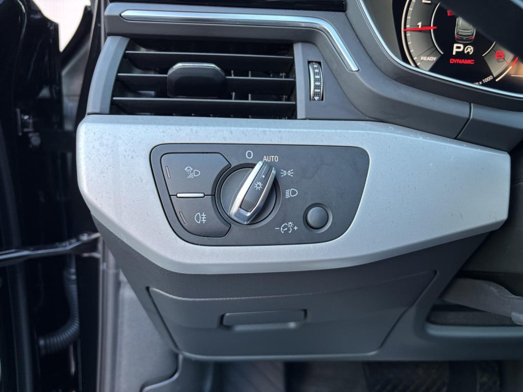 Audi A4 avant 35 tfsi advanced edition nl-auto, uitklapbare trekhaak | spor