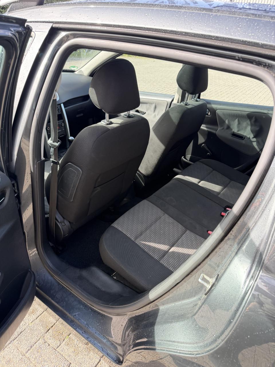 Peugeot 207 SW 1.6 VTi 123.000 KM APK 09-2027 - Lage kmstand