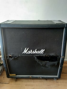 "Road worn" Marshall 1960AV 412 Cabinet
