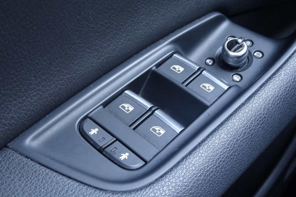 Audi Q7 3.0 tfsi quattro pro line + 7p