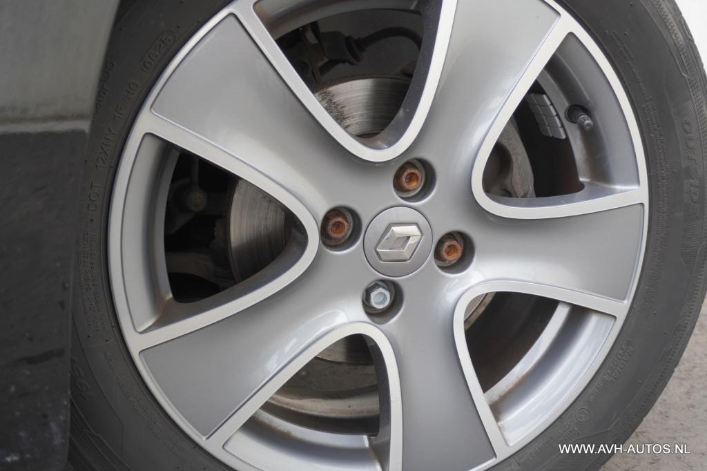 Renault Clio 0.9 tce eco night&day