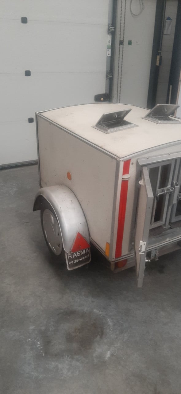 Hondenkar 2 vaks