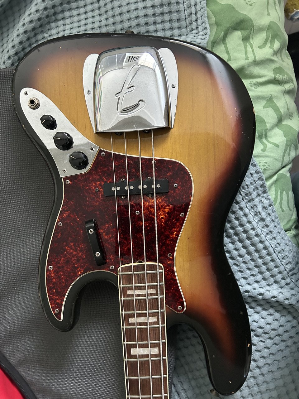 Te koop Fender jazz bass '67