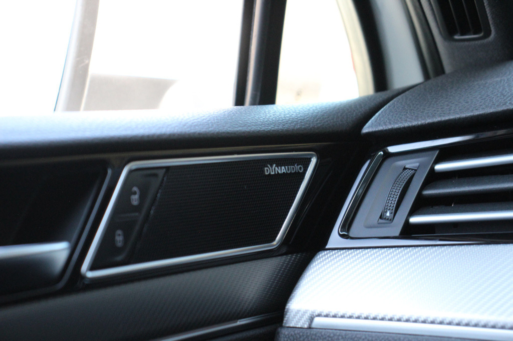 Volkswagen Passat variant 2.0 tsi 220pk highline r-line | dynauidio | acc |