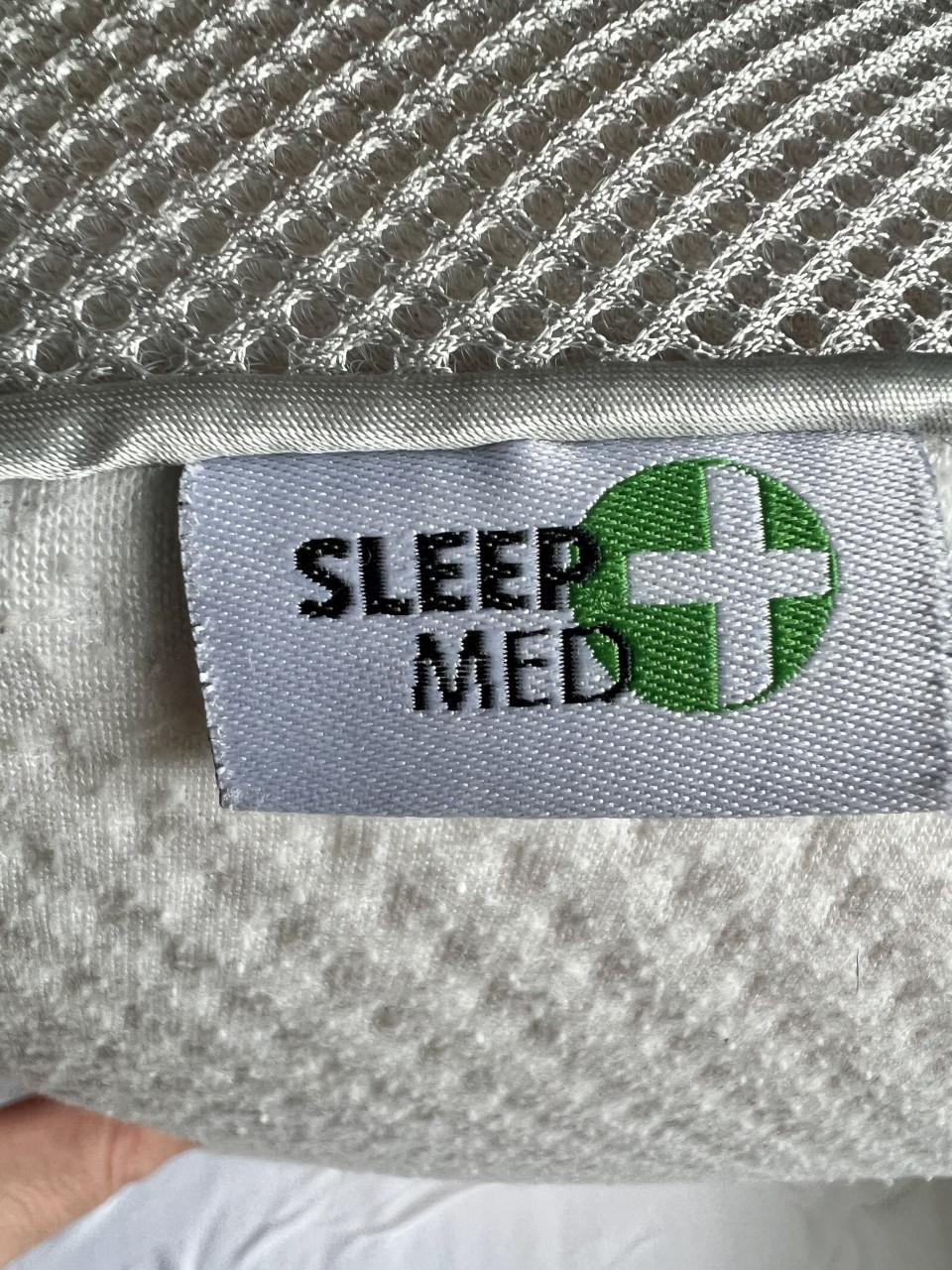 Sleep Med traagschuim kussen 60x40x12