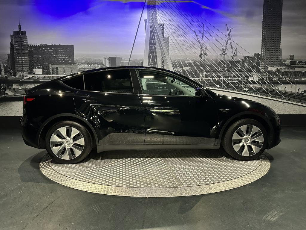 Tesla Model Y rwd 58 kwh *origineel nl*trekhaak*pano*
