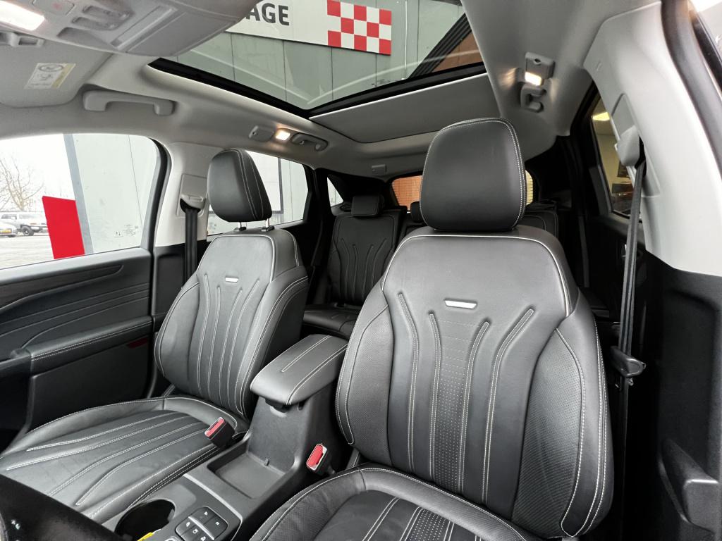 Ford Kuga 2.5 phev vignale 225 pk | electrisch wegklapbare trekhaak | 20 in