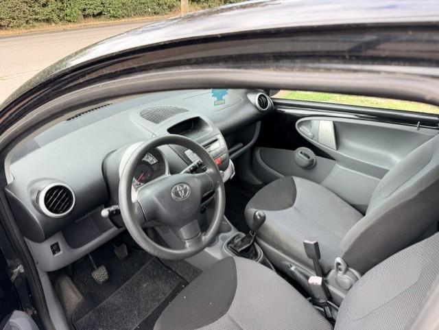 Toyota Aygo 1.0-12v +
