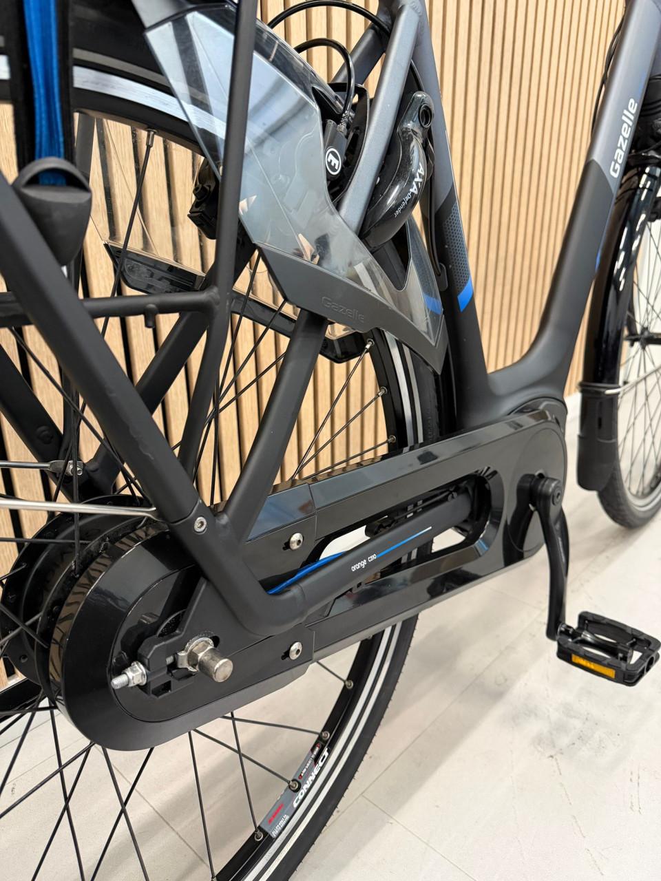 Gazelle Orange C310 HMB Bosch Active Line Pus 53CM 400Wh