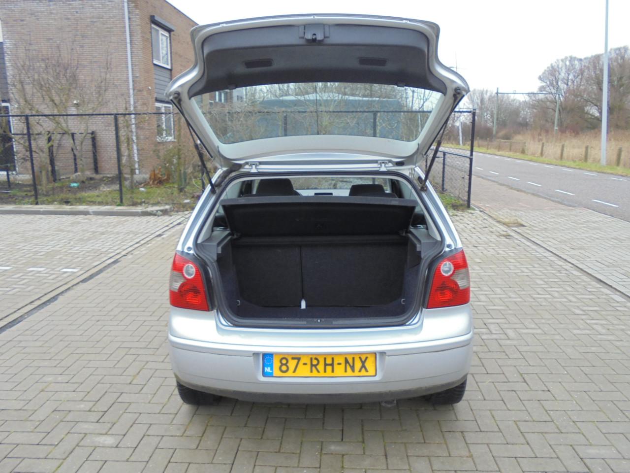 Polo 1.4 I -16V  Turijn uitvoering met N.A.P Apk Februari 2027