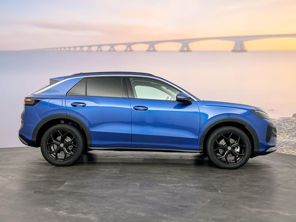 Volkswagen T-roc life first edition 1.5 etsi 85 kw / 116 pk suv 7 v introdu