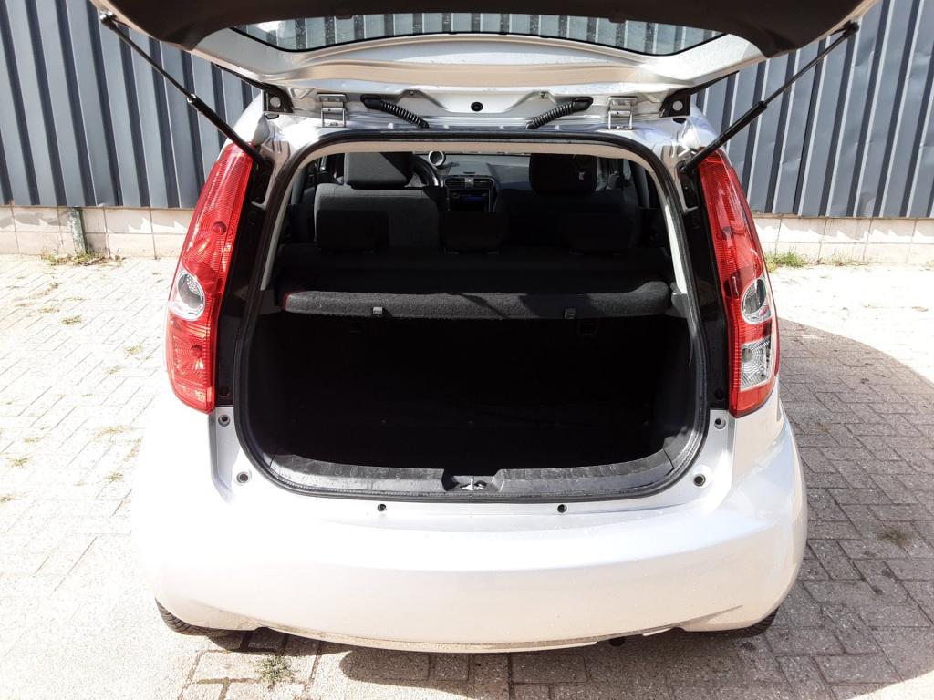 Suzuki Splash 1.0 trend