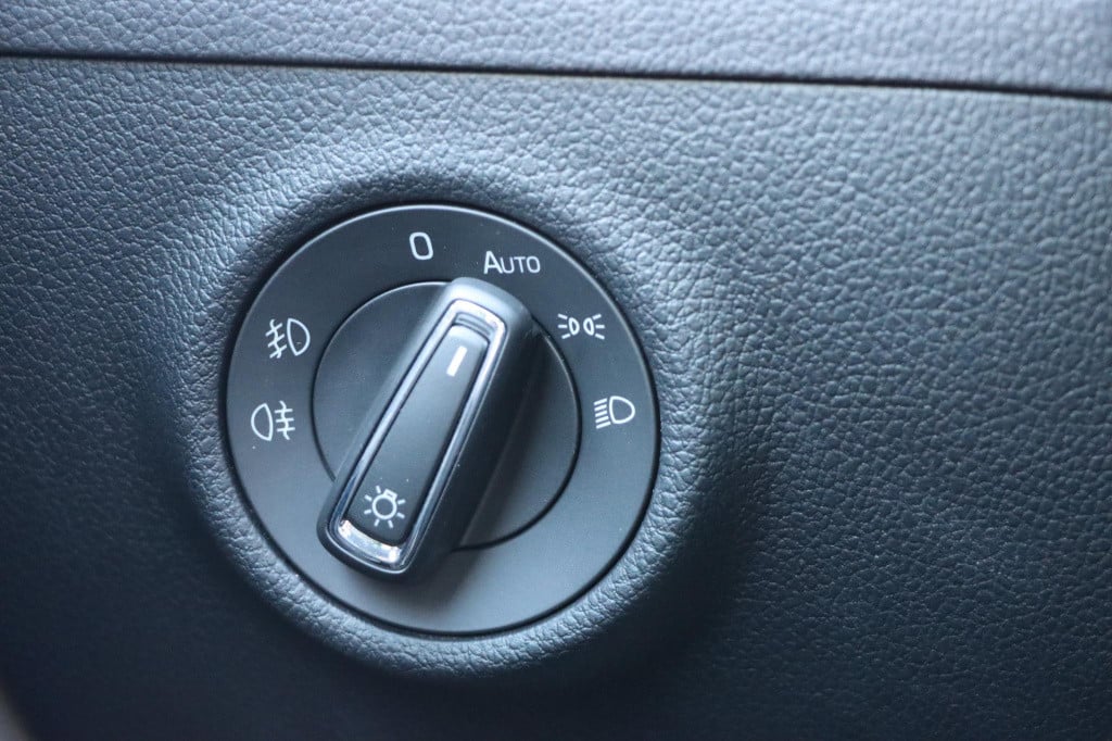 Skoda Superb combi 1.4 tsi iv sportline business