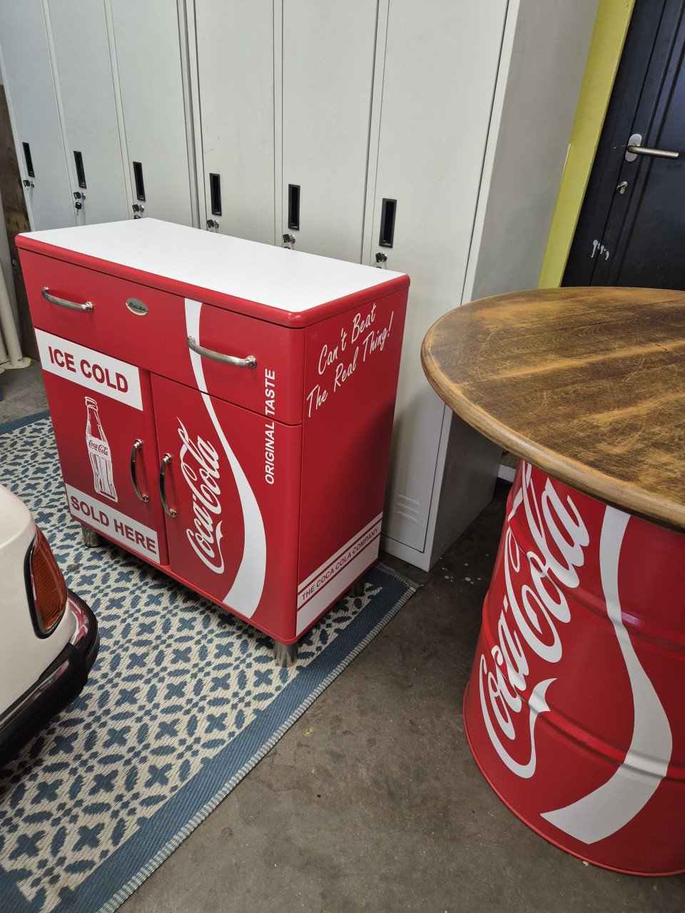 Coca Cola gestylde malibu kast