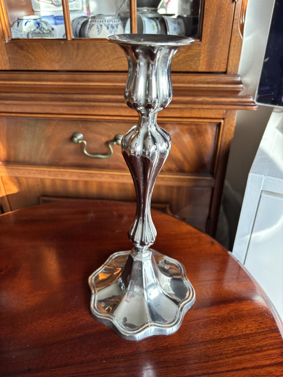 MOOIE BAROKKE KANDELAAR VAN BERNDORF ALPACCA