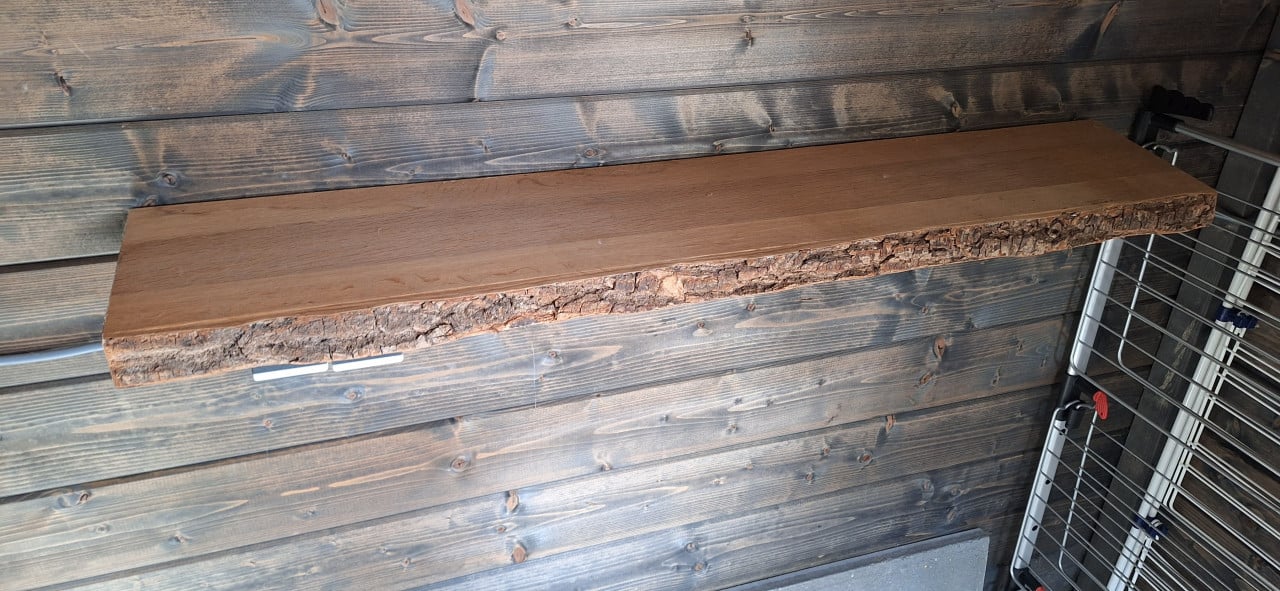 Onzichtbare plankdragers met planken