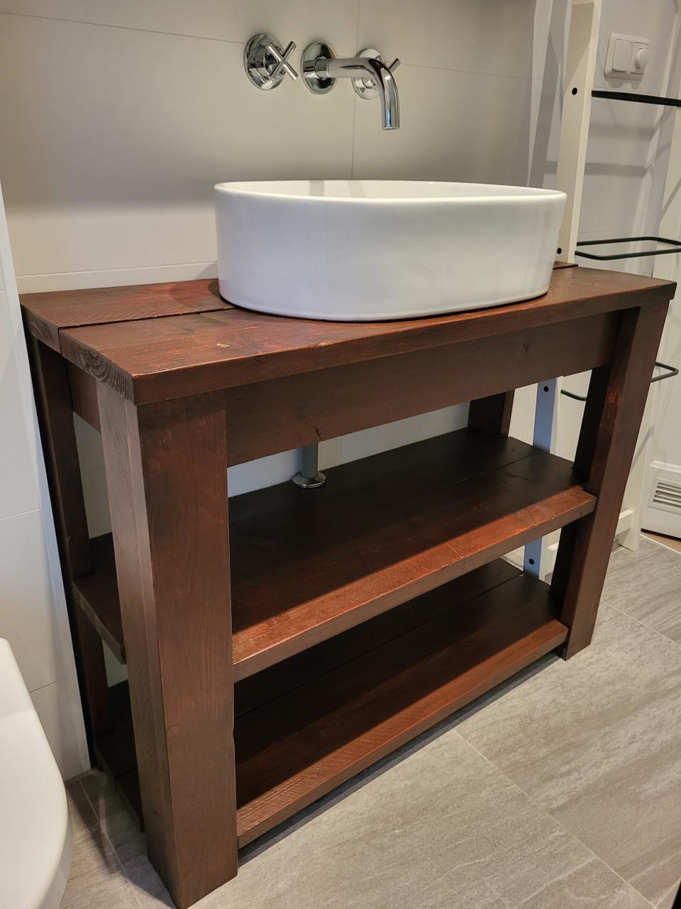 Robuust Hardhouten Badkamermeubel - incl. kraan en wasbak