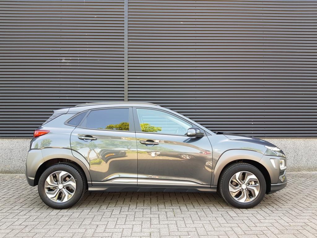 Hyundai Kona 1.6 hybrid fashion