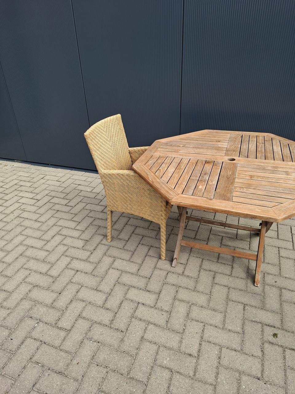 Teak houten tuintafel