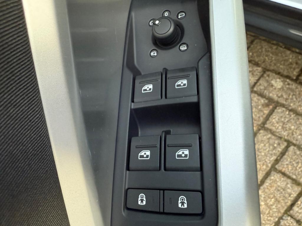 Audi Q3 35 tfsi pro line s