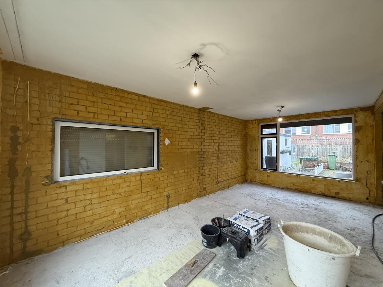 Stukadoorsbedrijf en schilderwerk Tel 0685004348