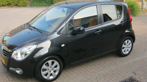 TE KOOP AGILA 1.2 16V UIT 2009 VOOR 1950 EURO