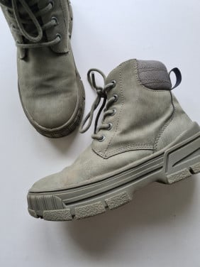 Kaki groene suède veterboots met rits Maat 31