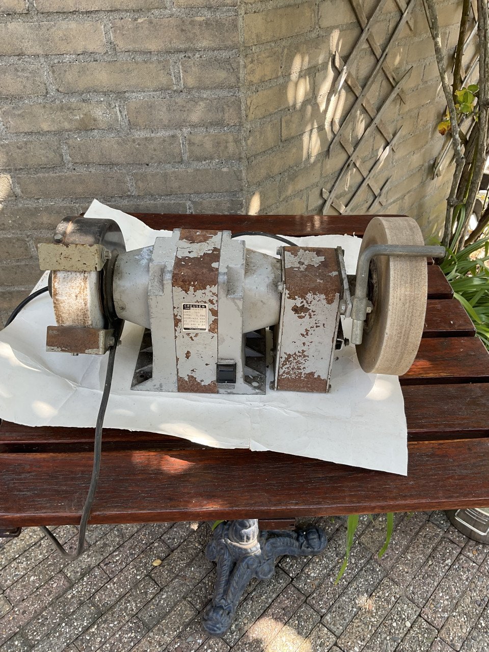 2  CREUSEN Werkbankslijpers
