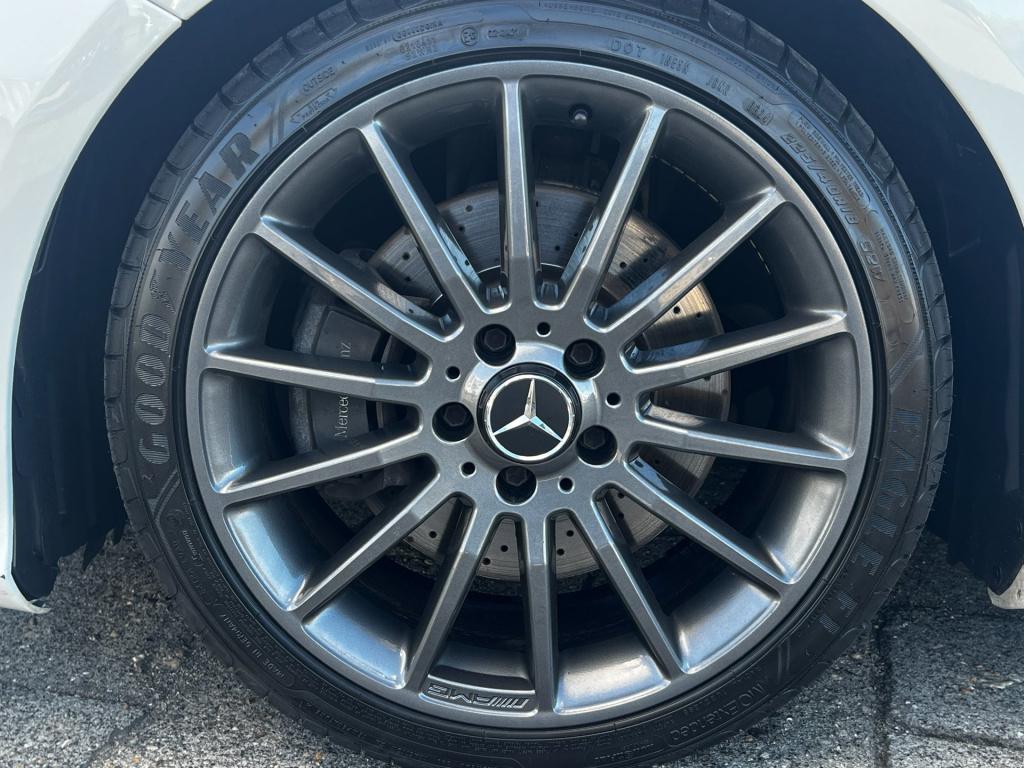 Mercedes-Benz A-Klasse 250 amg prestige, leer, panodak, trekhaak enz...