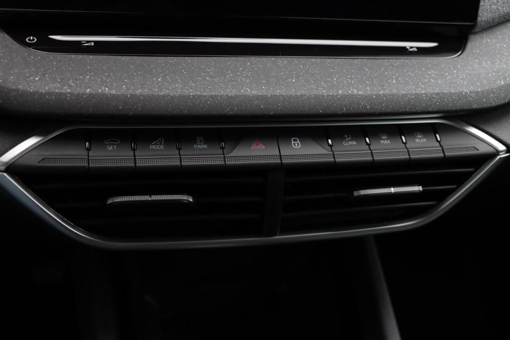 Skoda Octavia combi 1.5 tsi mhev first edition 115pk dsg7
