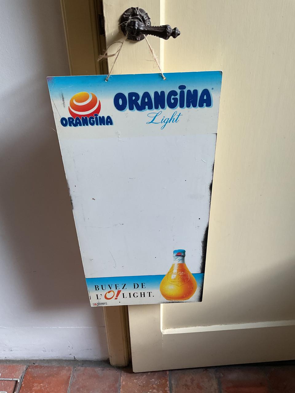 Orangina reclamebord