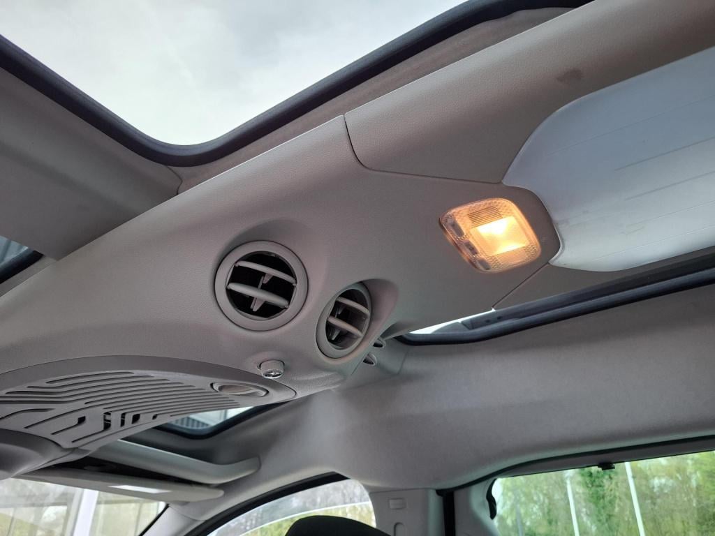 Peugeot Partner tepee mpv 110 active zenith pano dak, nav, trekhaak