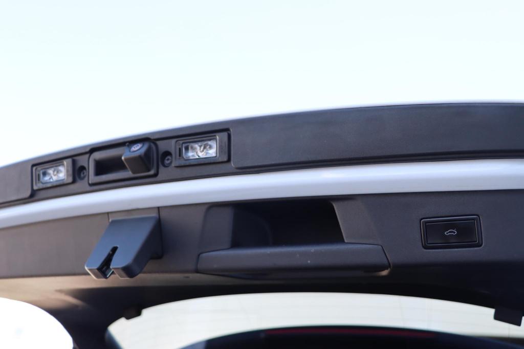 Volkswagen Id.4 first max 77 kwh | soh 92% |