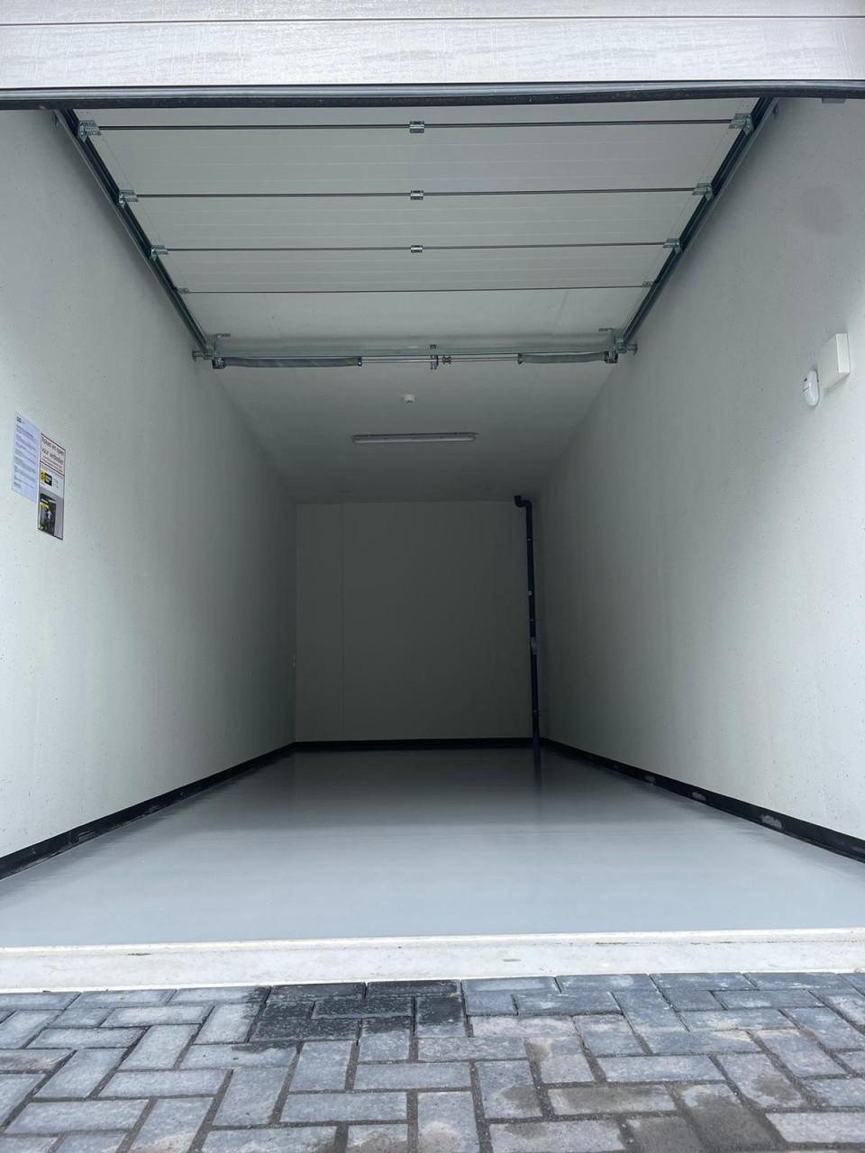 XXL Garagebox in Terneuzen – 1e maand gratis + daarna slechts €195 p/m!