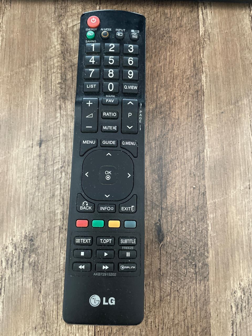 Koopje! LG 42 inch TV (inclusief afstandsbediening) – Vaste prijs €20