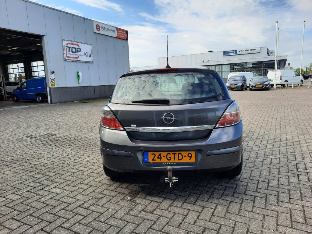 Opel Astra 1.6 temptation