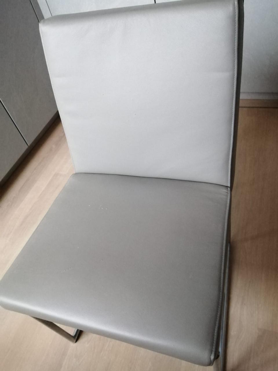 Stoelen grijs leder 6 stuks