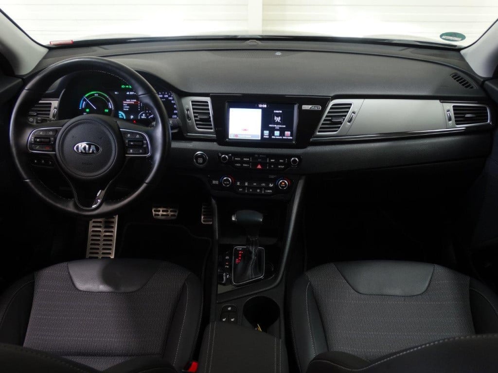 Kia Niro 1.6 gdi phev 141pk dct6 dynamicplusline