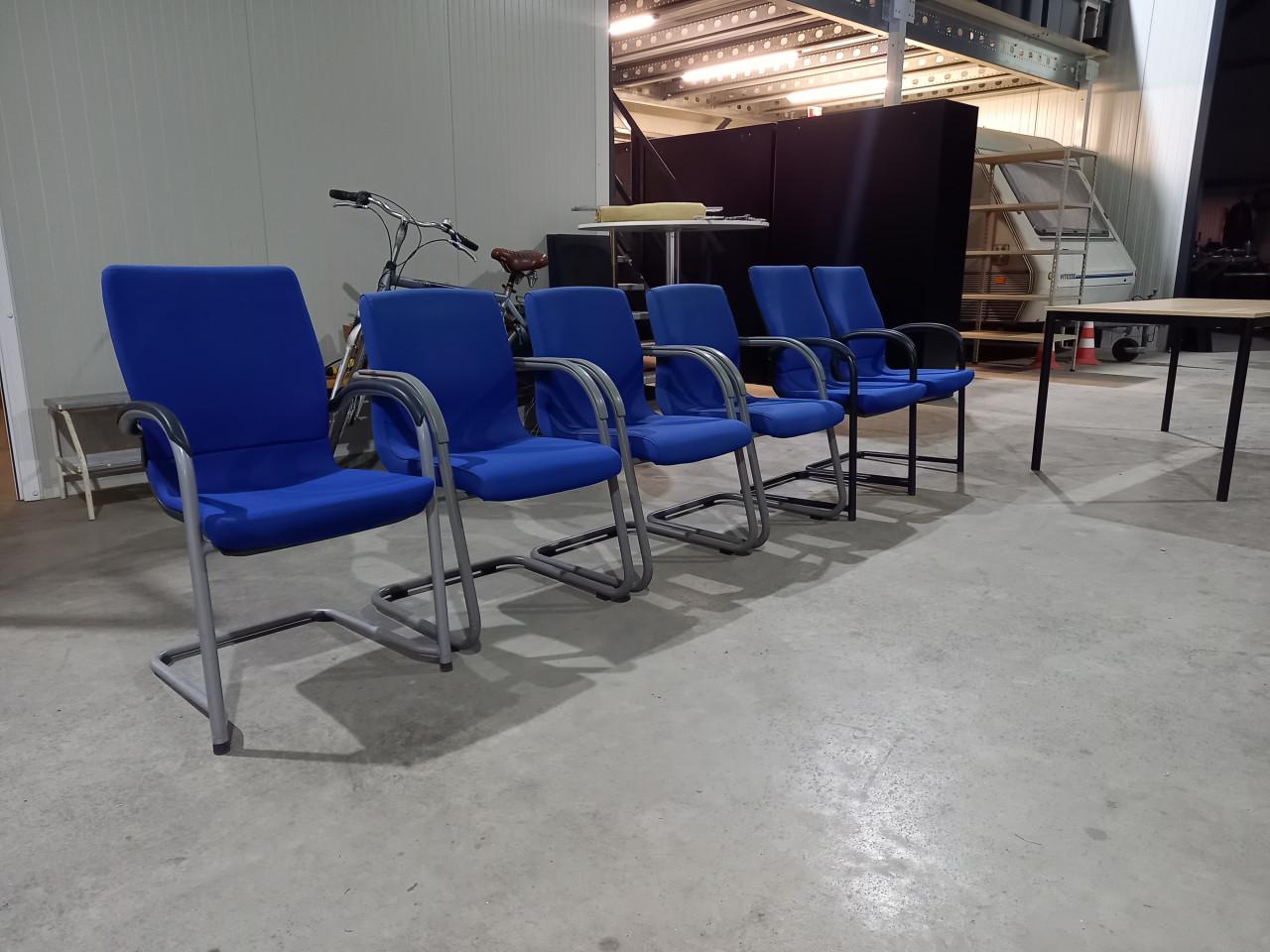 Stoelen sledestoelen