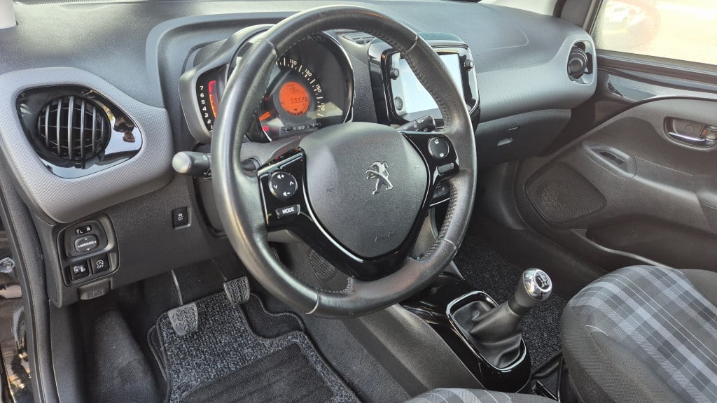 Peugeot 108 1.0 e-vti allure top
