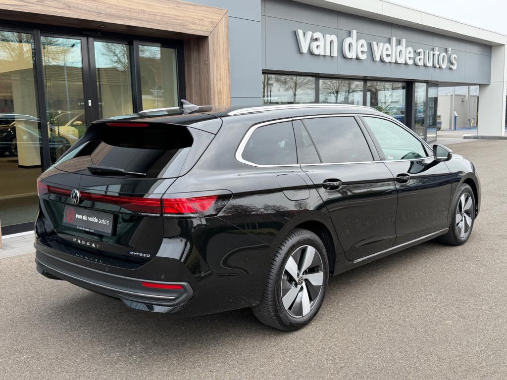 Volkswagen Passat variant 1.5 ehybrid business | trekhaak | alcantara | hea