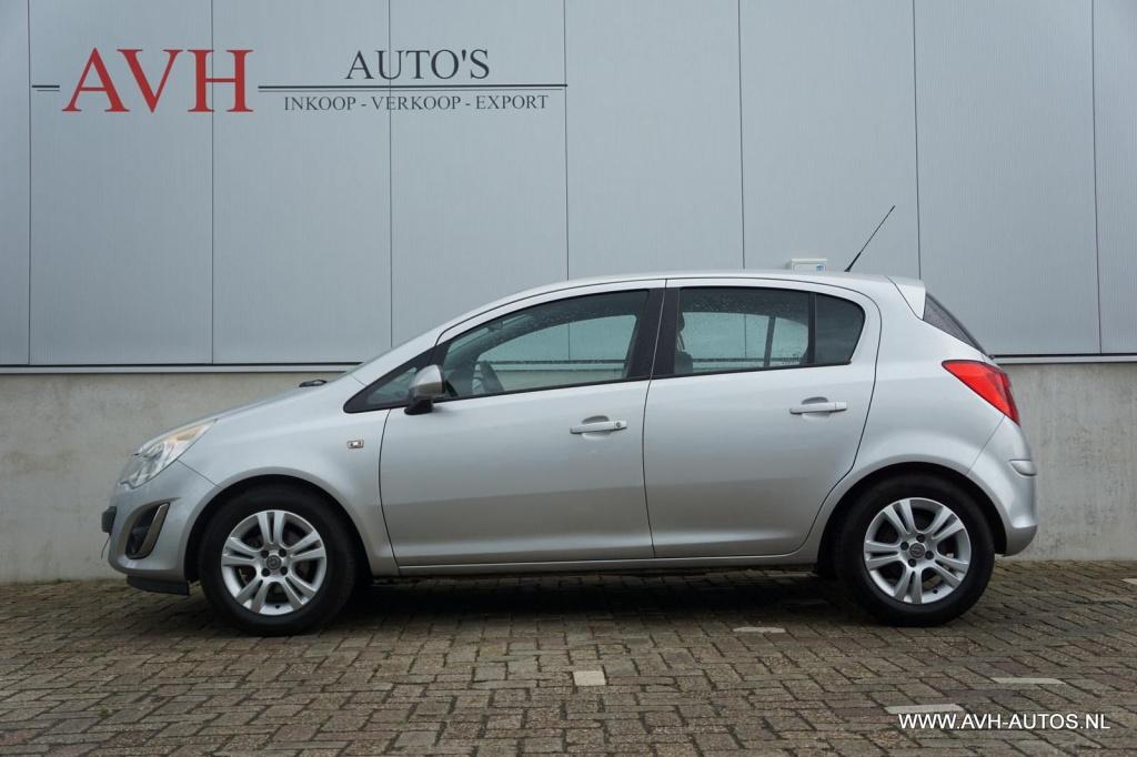 Opel Corsa 1.2-16v cosmo