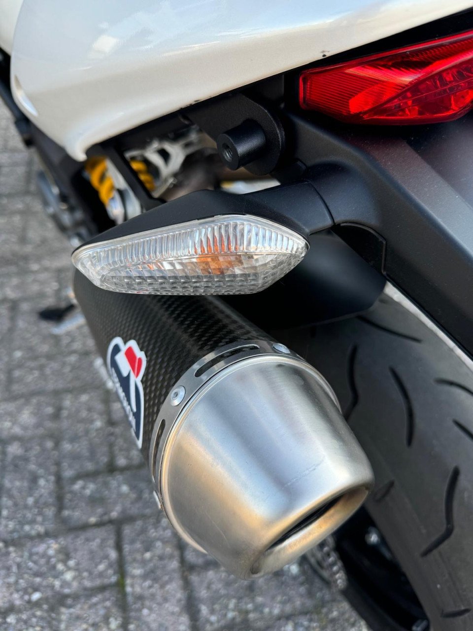 Ducati Monster 696 – 2008 – Termignoni – 35 kW