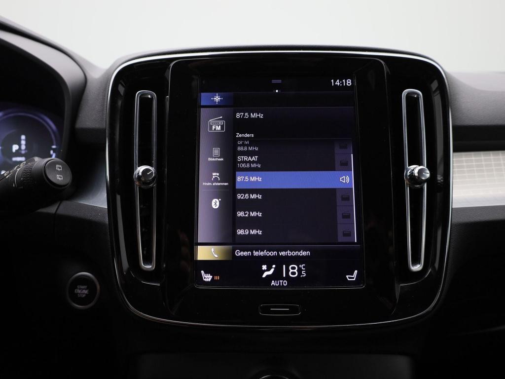 Volvo XC40 1.5 t5 recharge inscription expression | automaat | apple carpla