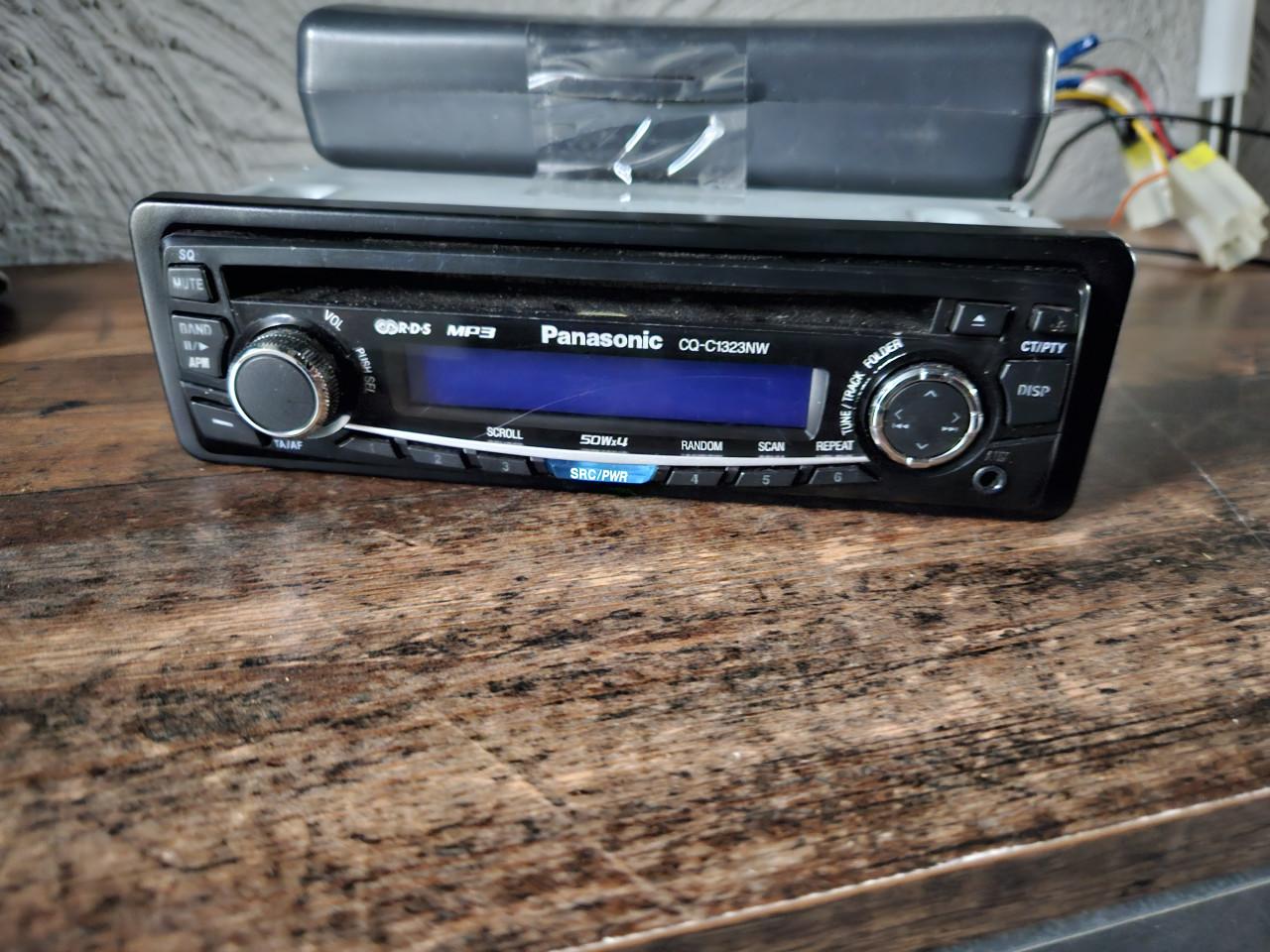 Panasonic CQ-C1323NW Autoradio met CD/MP3-speler