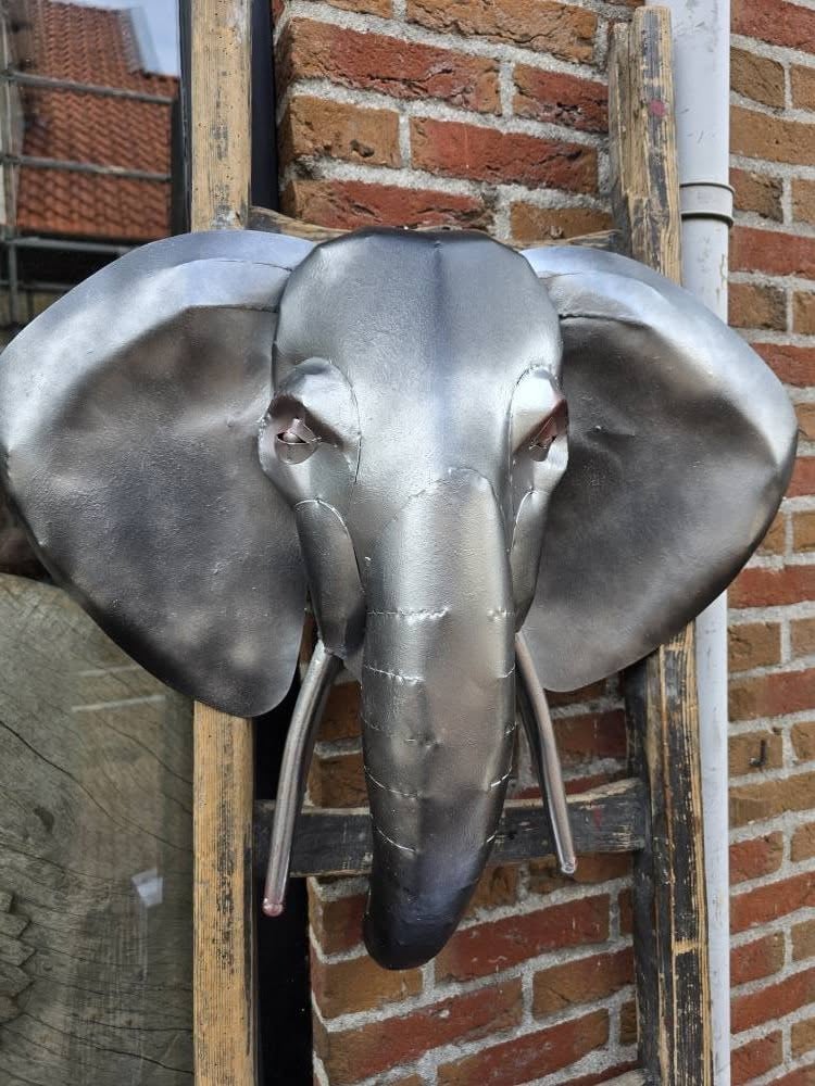HEEL VEEL UITZOEK IN AFGEPRIJSDE DECORATIE, 3Z FACTORY ARNEMUIDEN