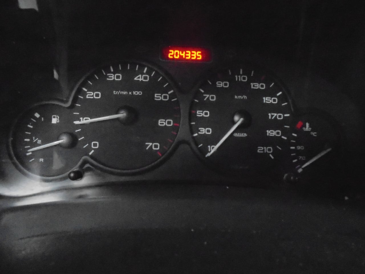 Berlingo 1.4i grijskenten benzine ZO MEENEEM AUTO ,AUTO BOUWD DRUK OP