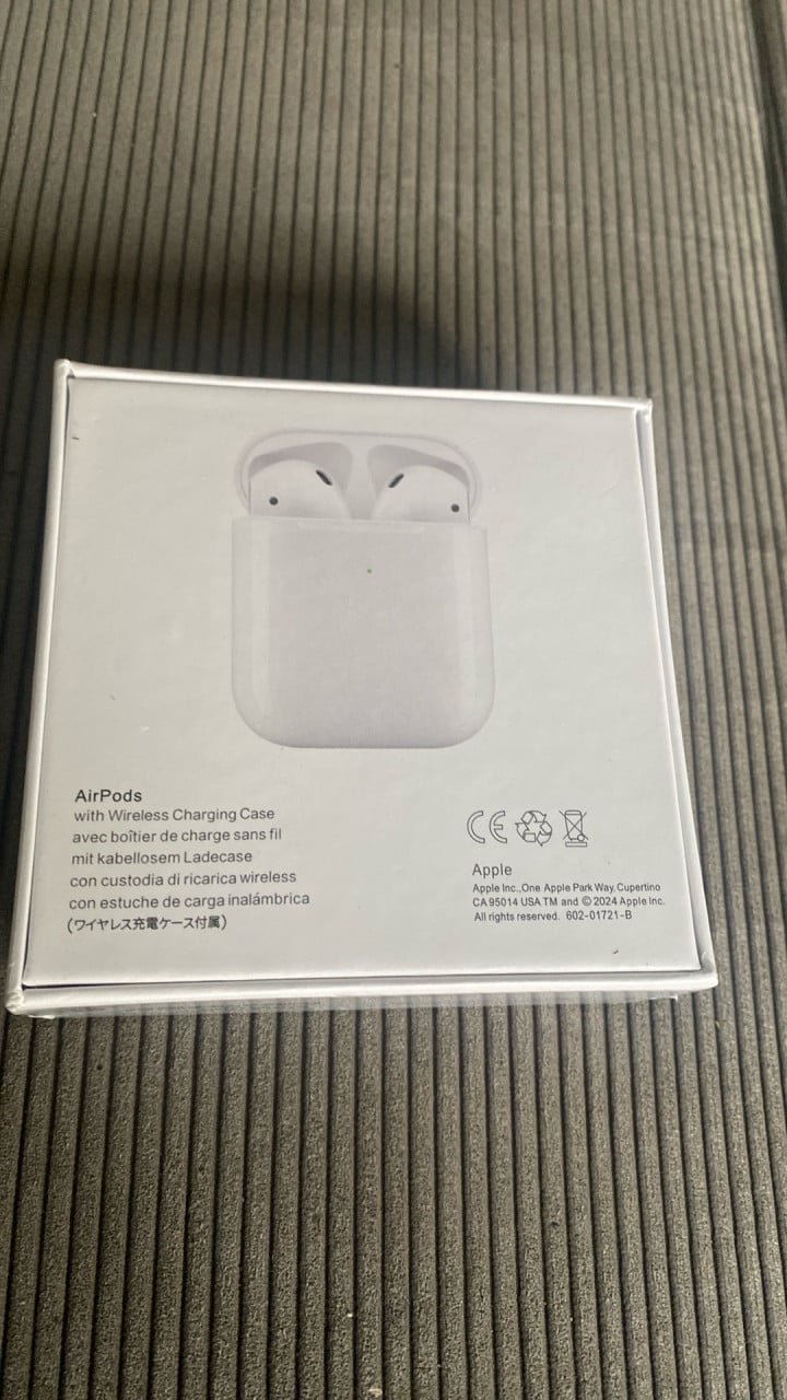 Apple airpods generatie 2 nieuw geseald