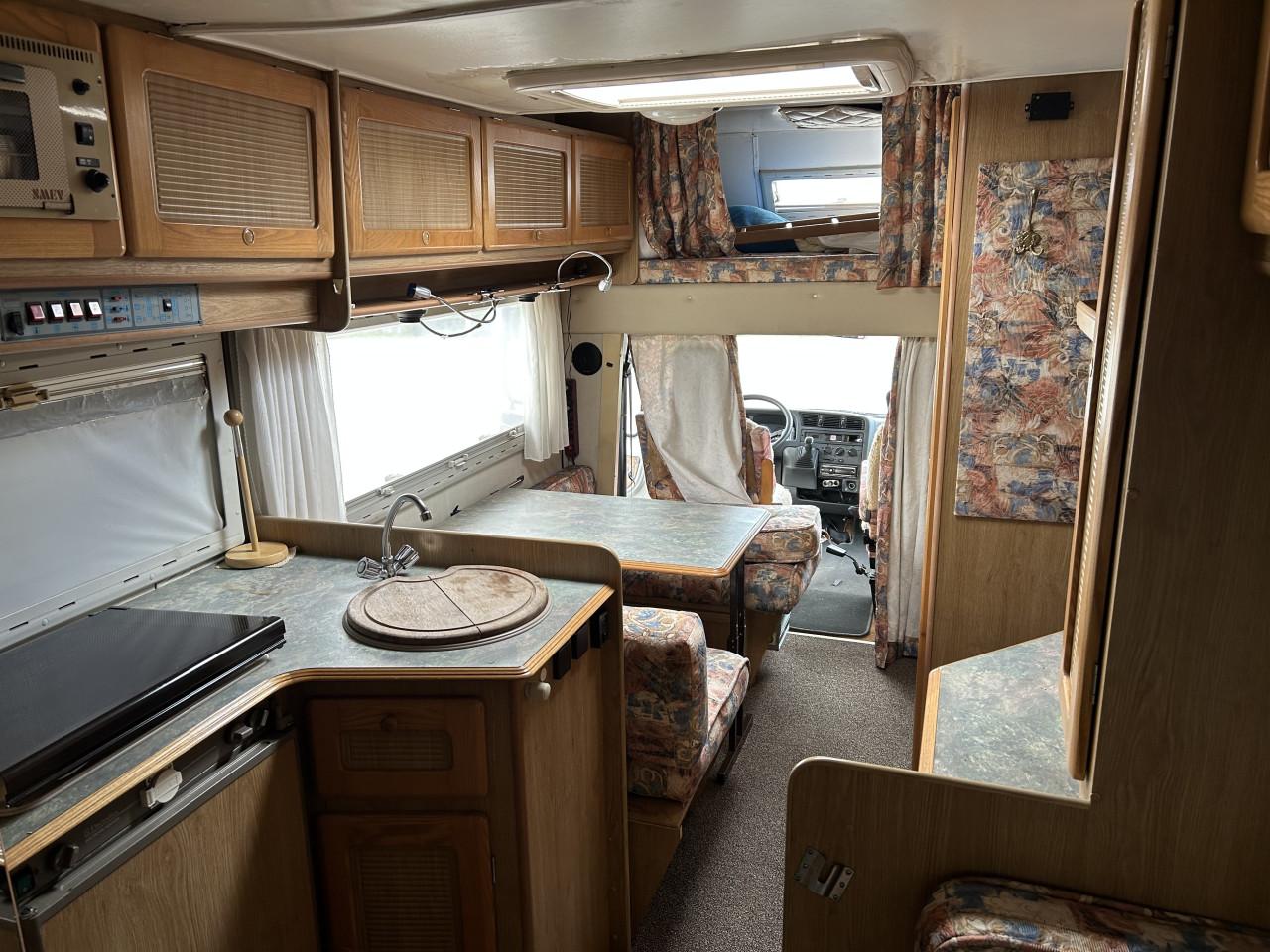 Camper