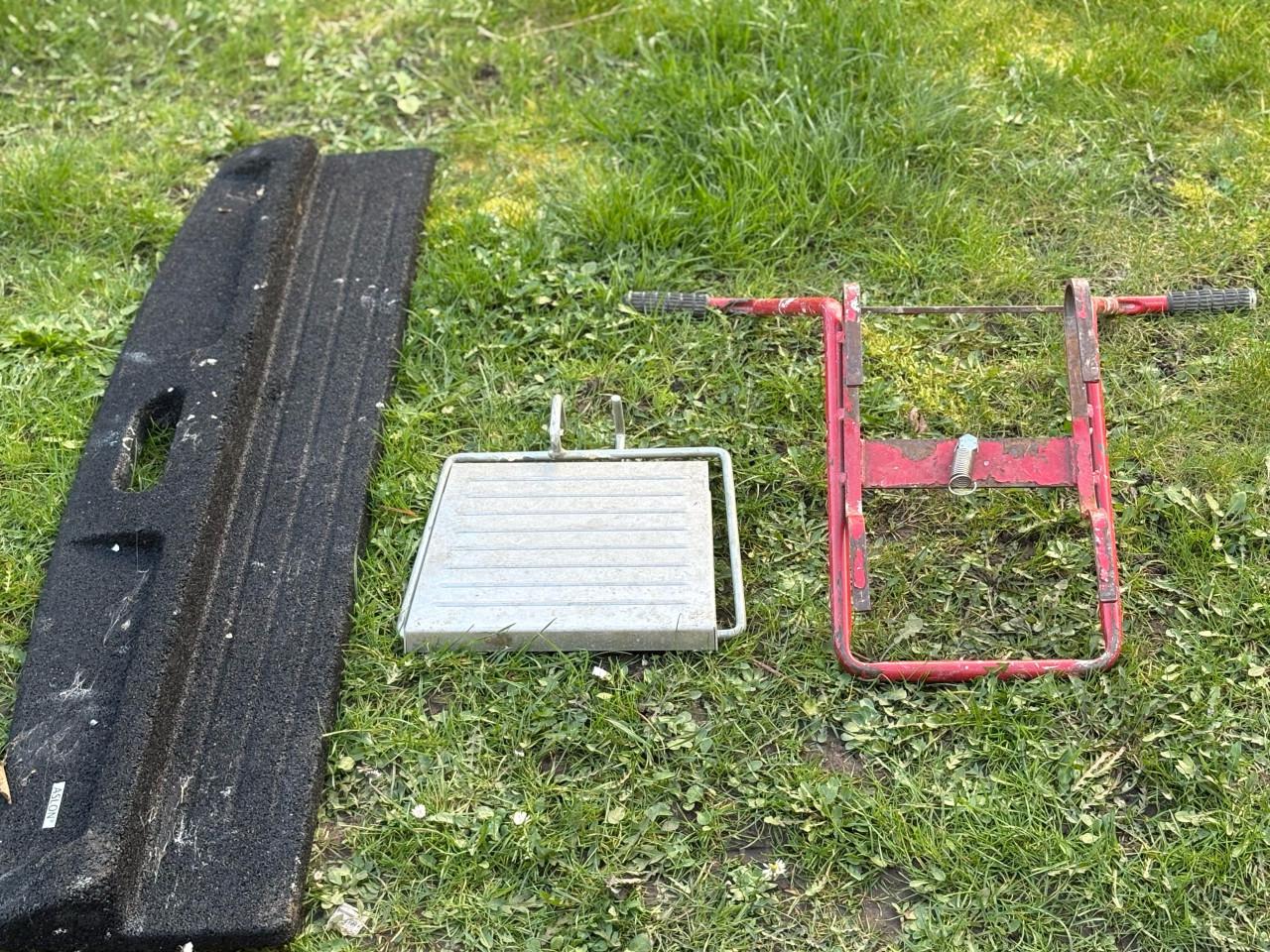 Laddermat, ladderafhouder en stasteun